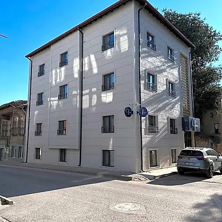 Vera Hotel